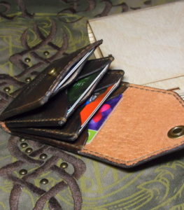 Cardholder fold-2-купить в Харькове Украине-помещается до 16 карт