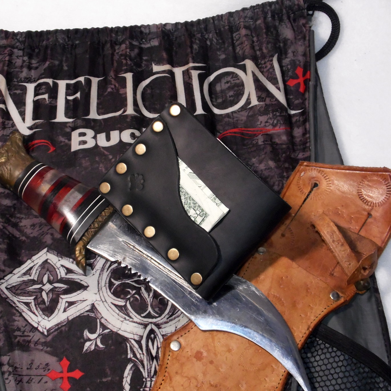 SAM_3139 Бумажник Affliction Spike-6-тиснение на кожи