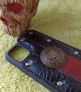 Бампер Apple iPhone 11-4-идеальный подарок-заказать в Харькове Украине